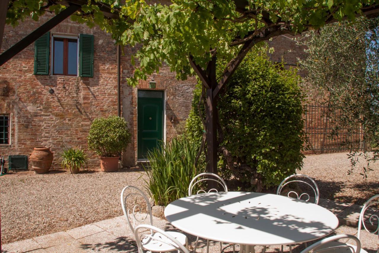 Podere Piazza Casa Dell'Arcivescovo Siena Exterior foto